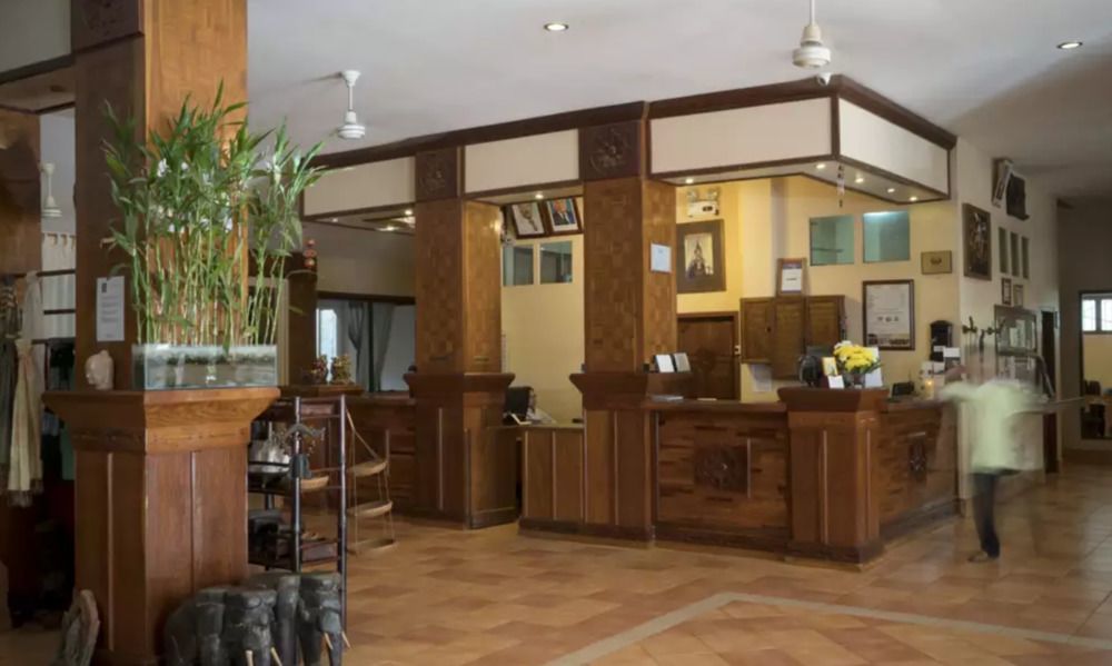 Pakse Hotel & Restaurant Экстерьер фото